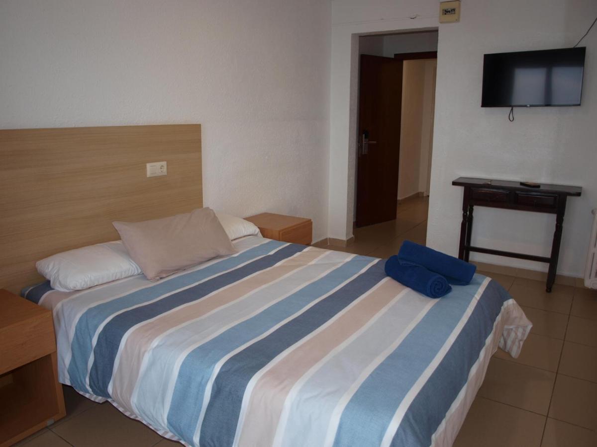 Hostal Mozaik Lloret Лорет де Мар Екстериор снимка